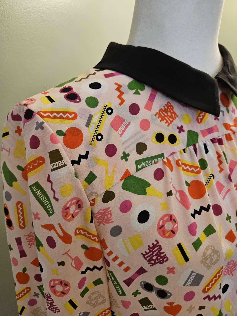 Kate Spade NY Pink Multicolor Graphic Long-Sleeve Silk Blouse with Collar Size 8 - Picture 8 of 15